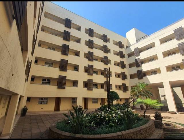 2 BEDROOM APARTMENT FOR SALE IN UMHLANGA RIDGE